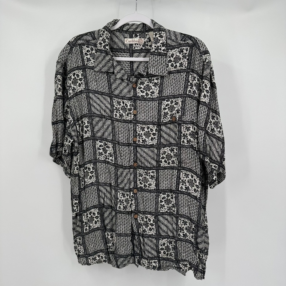 Caribbean Roundtree & Yorke Mens Large Batik Patchwork Print Shirt Sz L Tropical